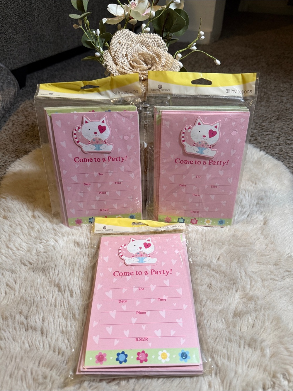 ✨American Greetings Pink Kitty 'Come to a Party!' Party Invitations - Pack of 8✨